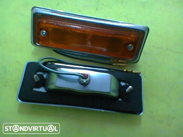 farolins laterais datsun 1200 (novos)