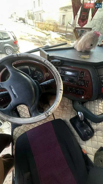 Тягач DAF XF 95 2004