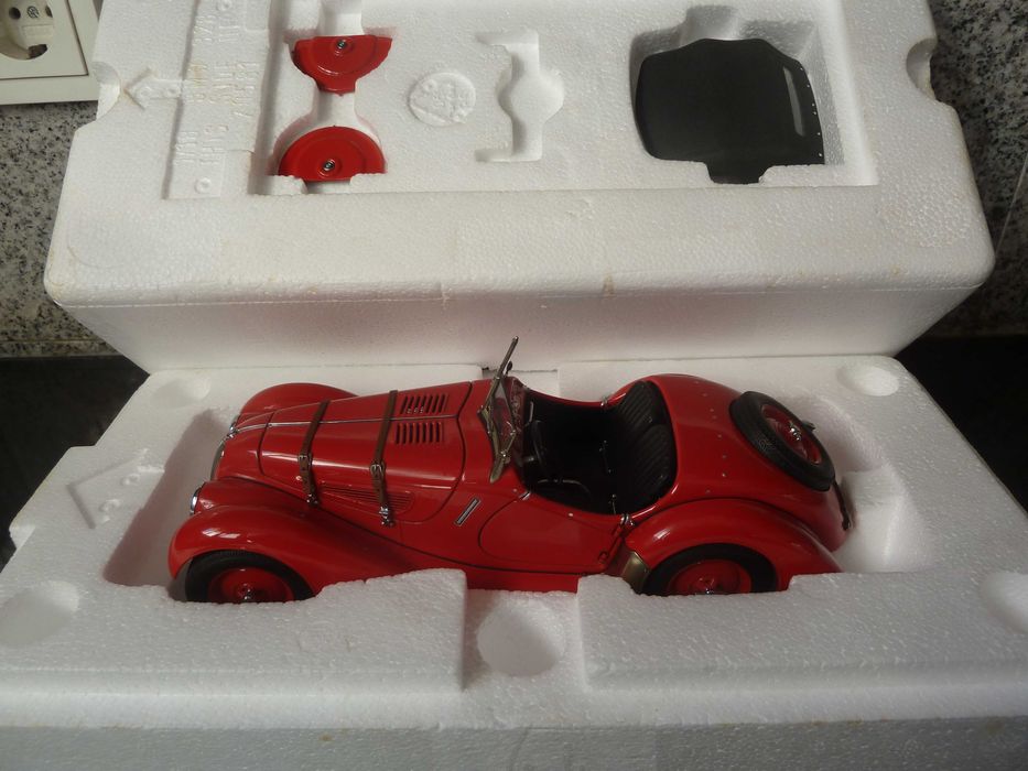 1:18 AutoArt, BMW 328 Roadster, Red, Minichamps