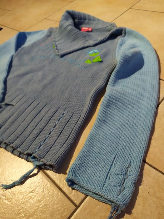 dziewczęcy sweter 146
