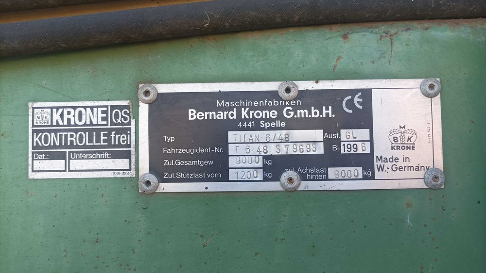 Wóz samozbierający Krone Titan 6/48 1996 r