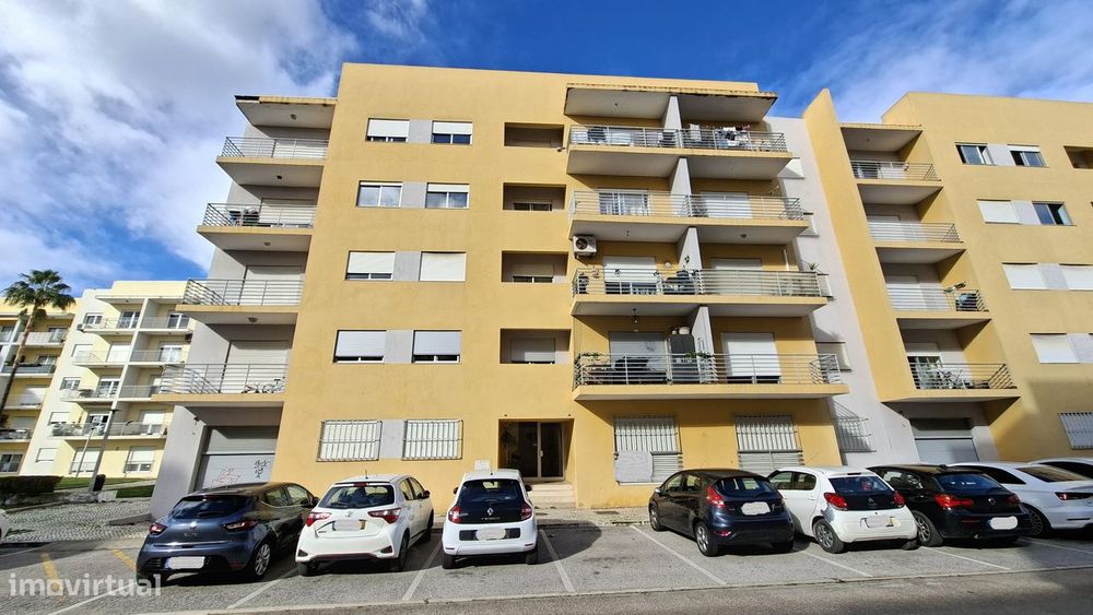 Apartamento T3 com 133m² no Barreiro — Alto Do Seixalinho, Santo André E Verderena, Setúbal