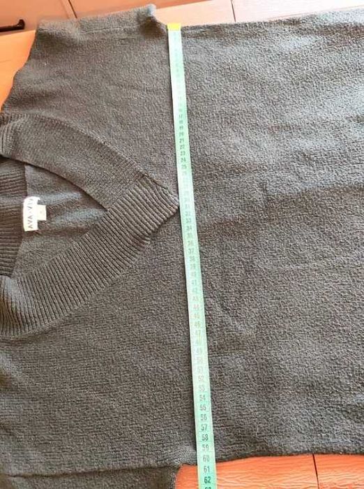 324. Ciemno zielony prosty sweter dekolt V rozmiar 2XL