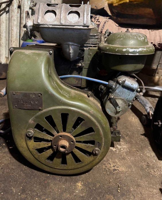 Продам двигуни  ціни різні