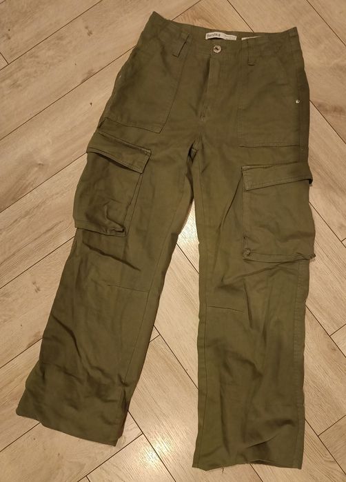 Spodnie bojówki khaki Bershka rozm XS/34