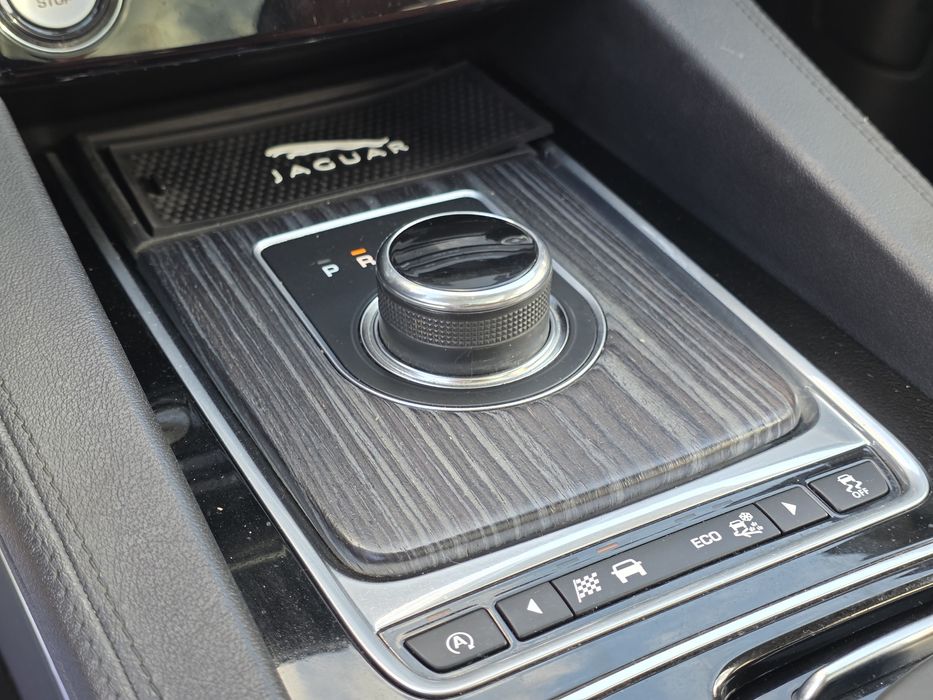 Jaguar F pace 3.0