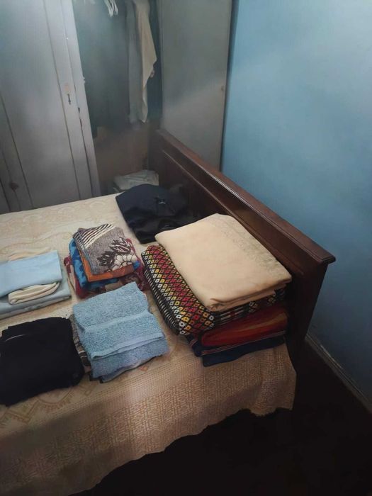 Cama de casal antiga