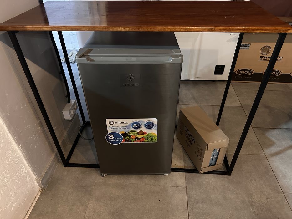 Interlux холодильник