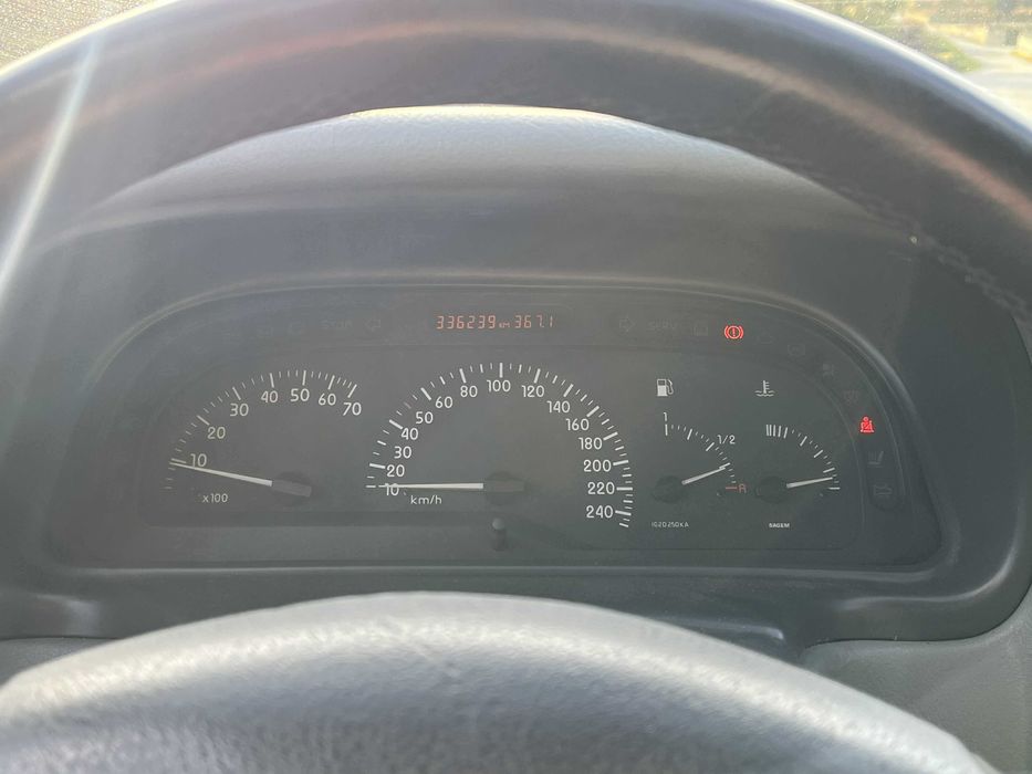 Renault Laguna 1.9 DTI 98cv