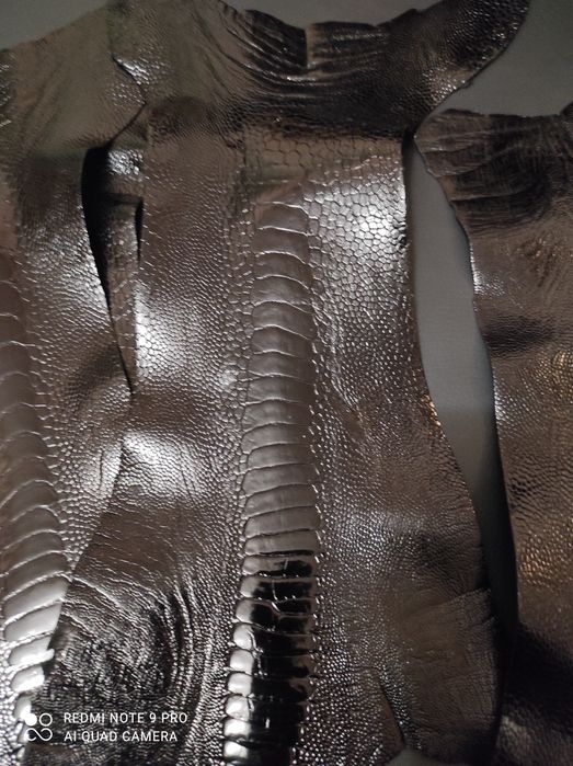 Кожа лап страуса