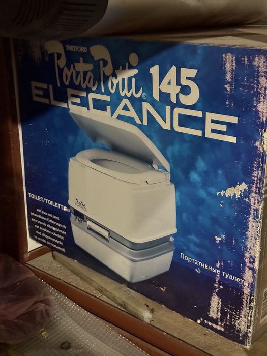 Продам портативний біотуалет Thetford Porta Potti 145 Elegance.