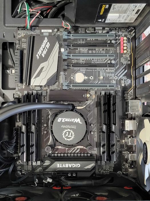 ПК i7-7800X Intel / 32 GB RAM / M2 SSD / Водяне охолодження