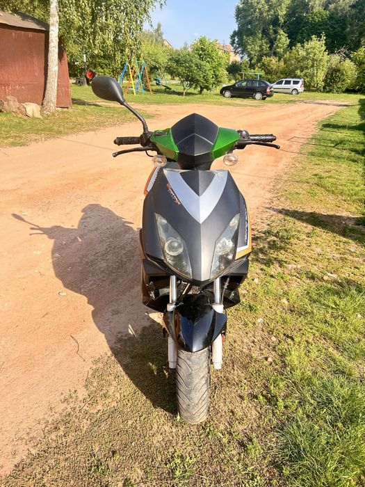 Скутер keeway 125