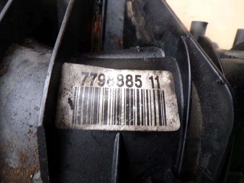 kolektor bmw e60 e61 e87 e92 2.0 d n47 7798885