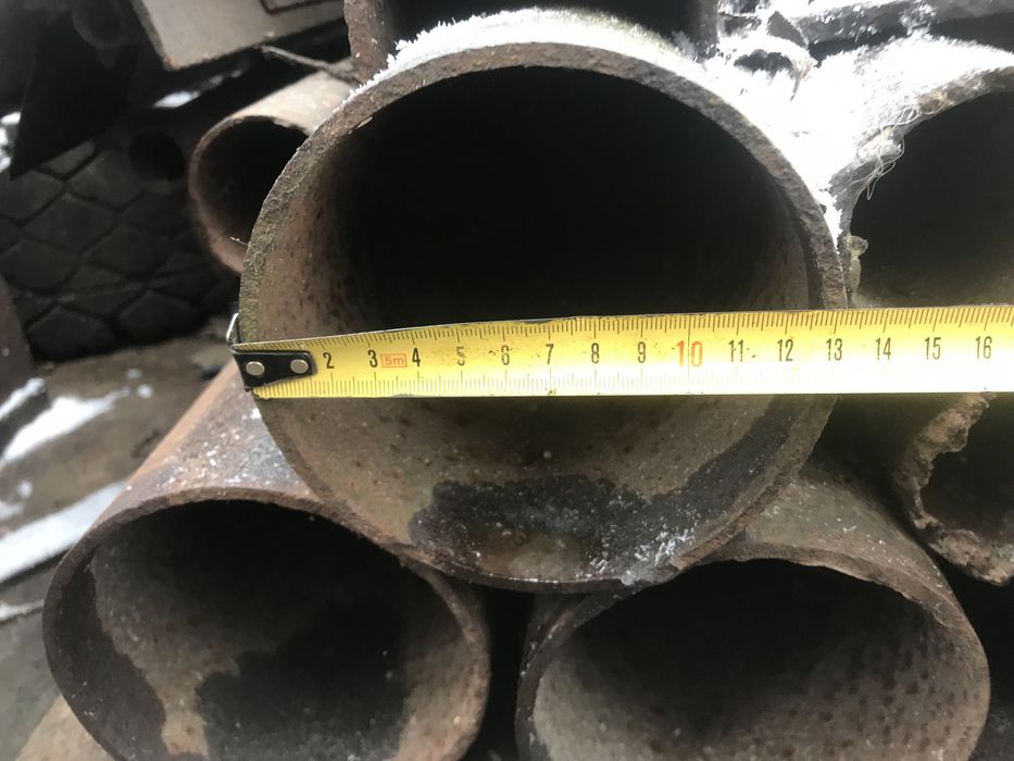 Труба металева 133мм