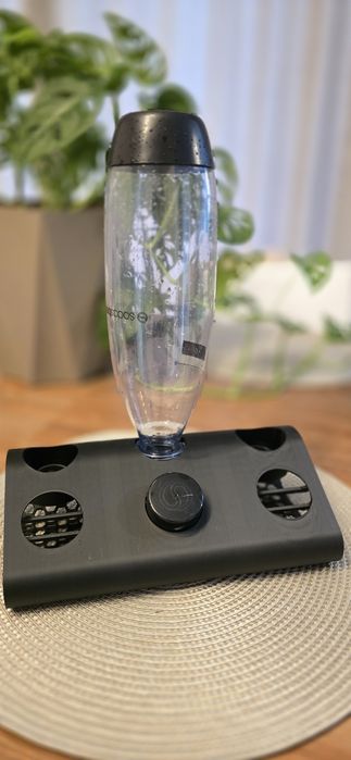 Stojak na butelki do sodastream