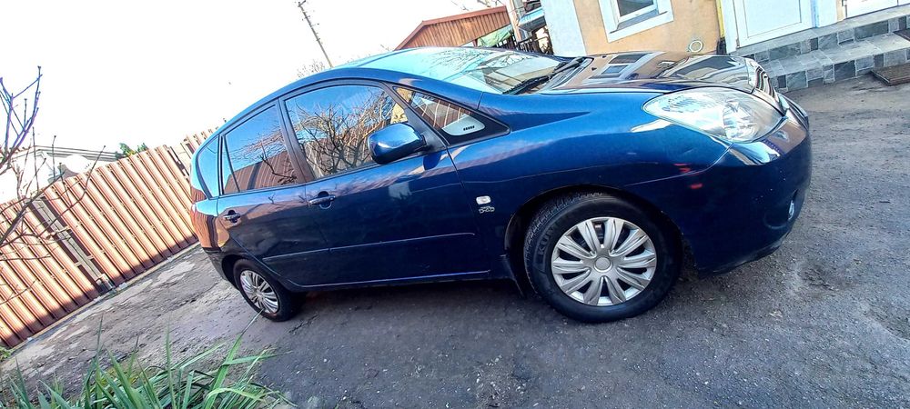 Тойота версо корола