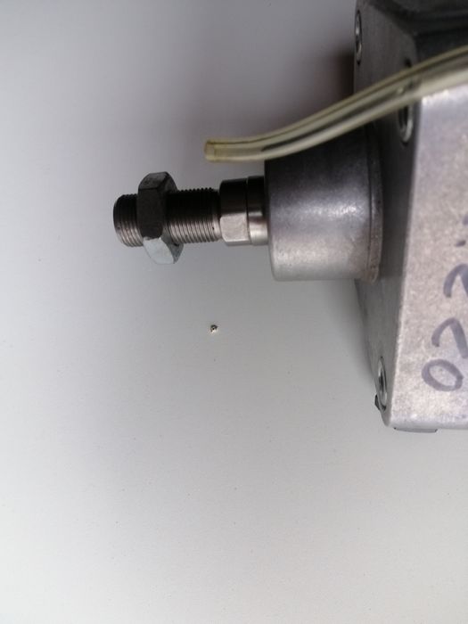 Продам пневмоцилиндр