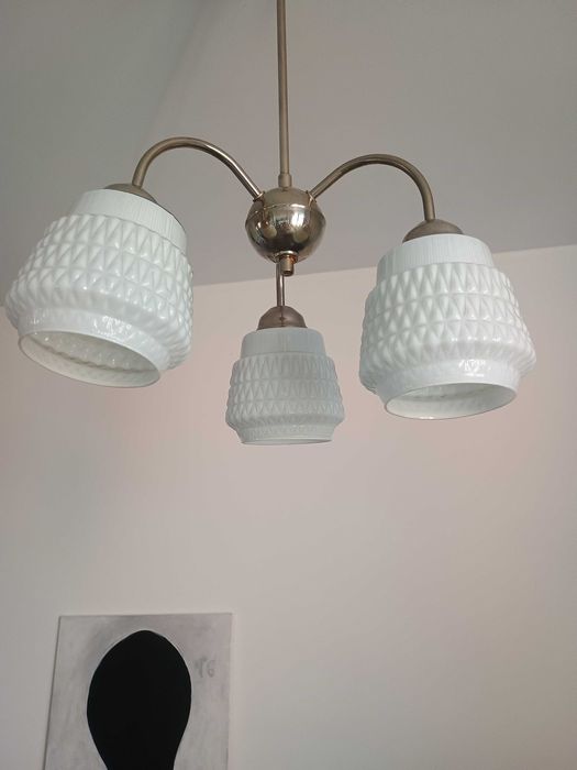 Polska lampa wiszaca, PRL, szklana, lata 60te