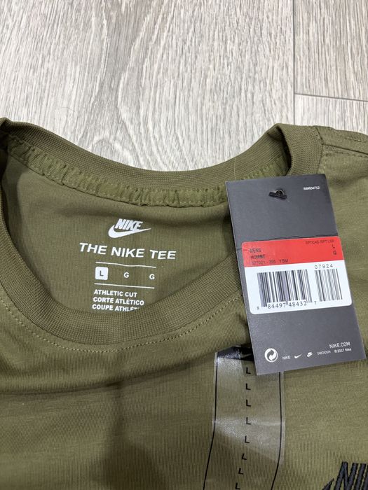 Футболка Nike Tee розмір L, колір Хакі