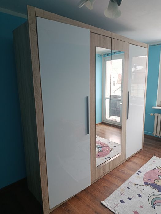 Szafa wymiar 220x240