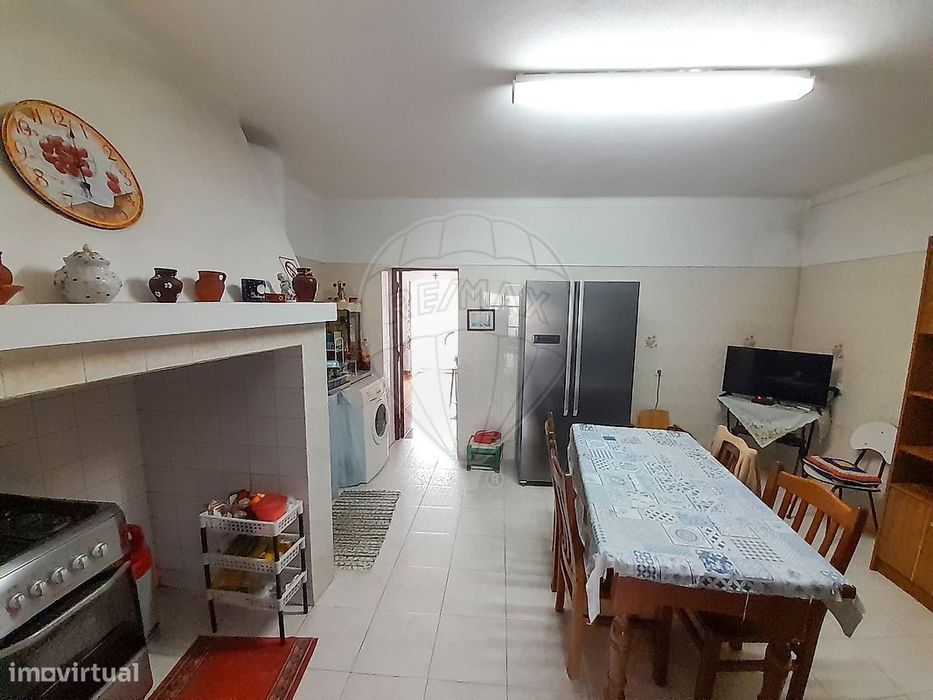 Moradia T1 para venda — Cabeção, Évora
