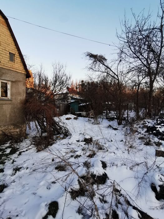 участок, закрытый городок, заезд с Туполева, Мрии 5, метро Нивки, парк