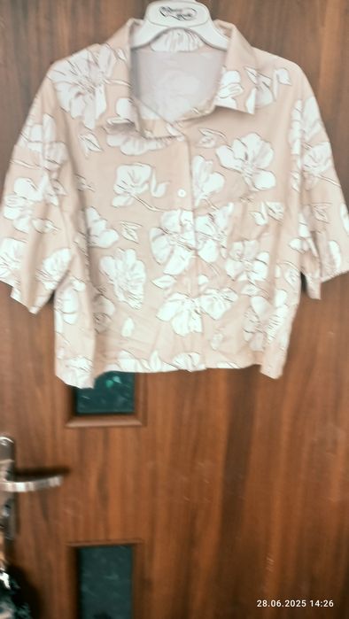 Komplet beżowy garnitur kwiaty