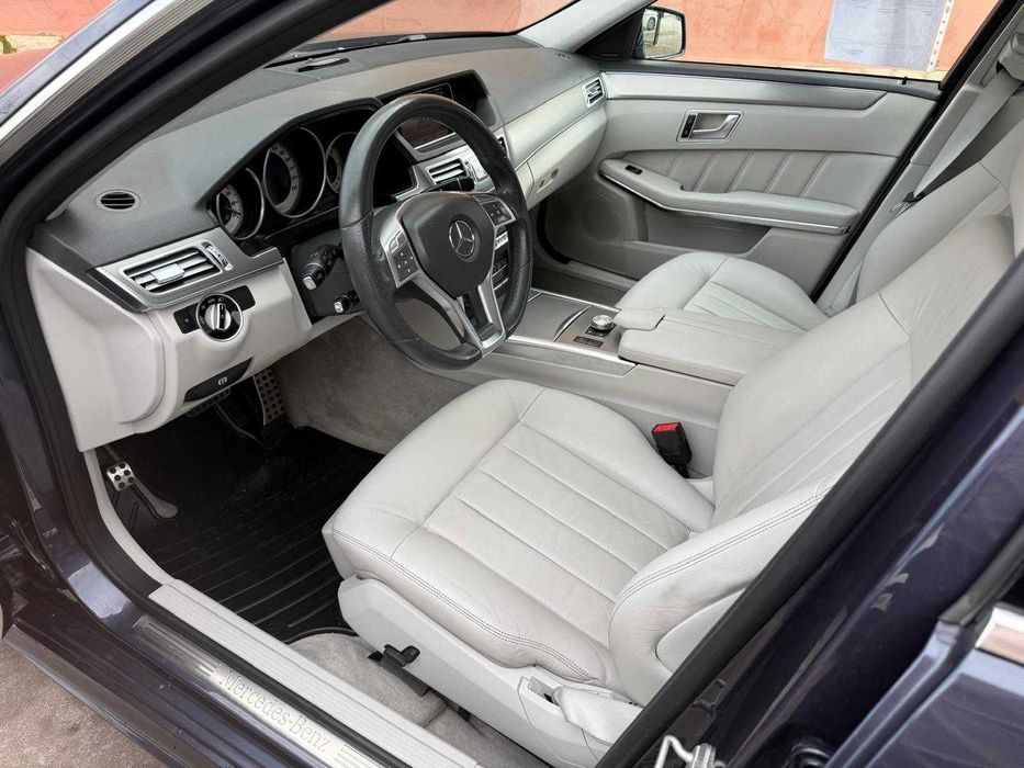 Mercedes-Benz E 350 BlueTEC Auto