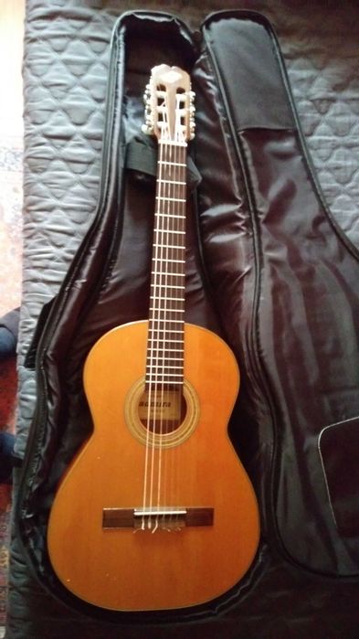 gitara klasyczna Admira 630 BU