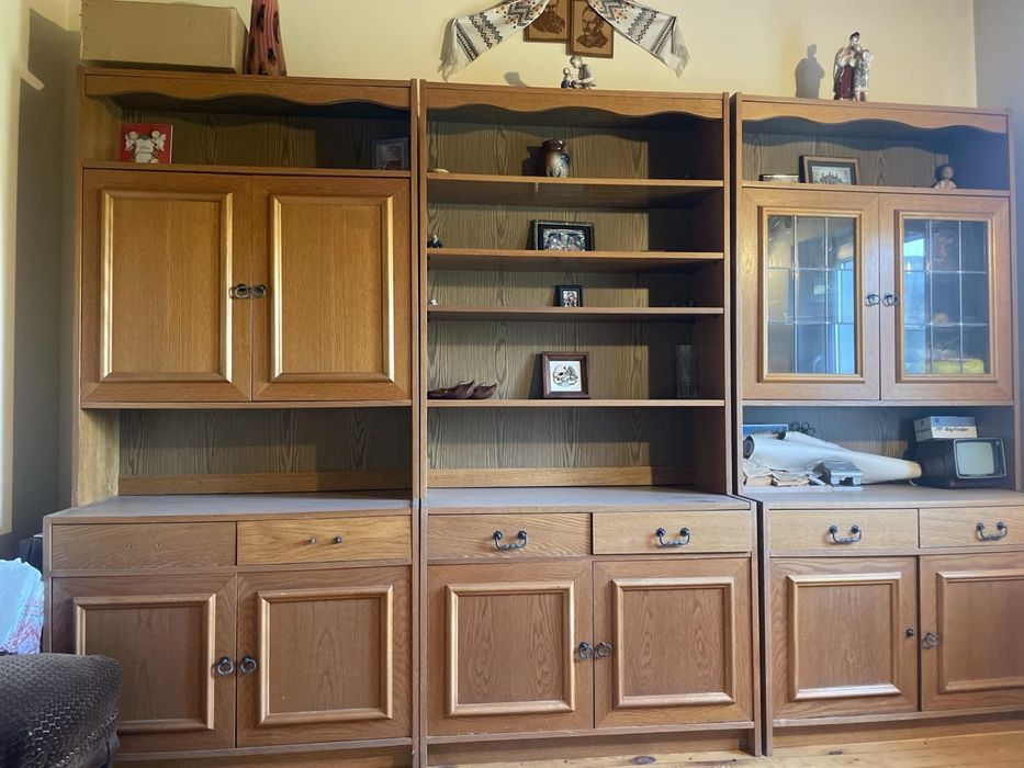 Продам  меблеву стінку