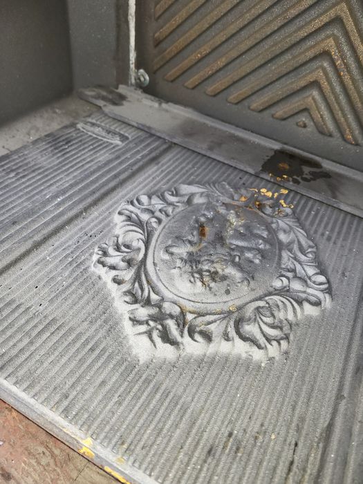 Чавунний камін виробництва Польщі