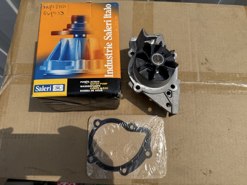 Водяний насос Помпа Citroen Berlingo Jumper Fiat Dicato Peugeot Suzuki
