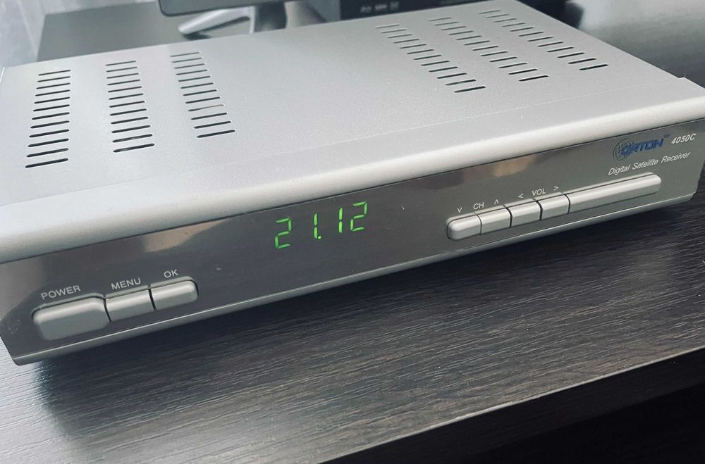 Тюнер для спутниковой антенны ORTON 4050 C