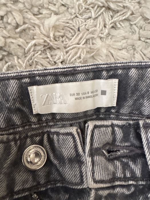 Джинси ZARA 32.