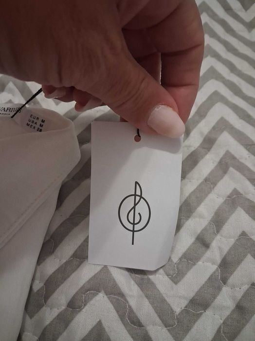Saia midi BOHO Stradivarius