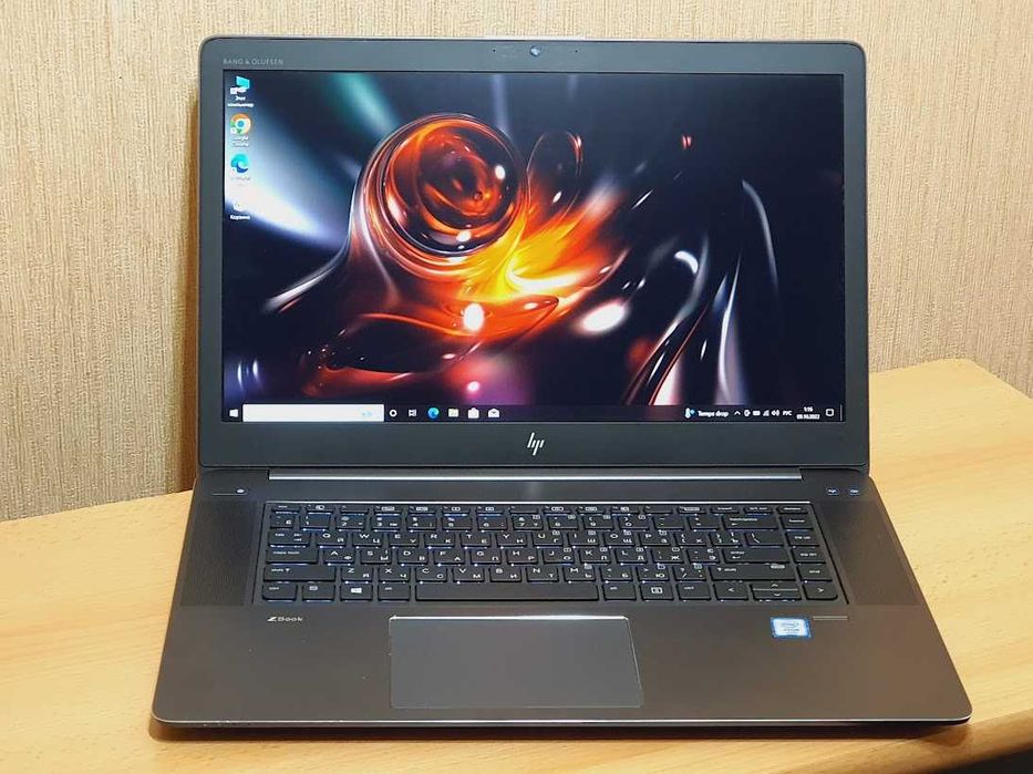 Ігровий HP ZBook Studio G3 XeonE3-1505M RAM16 NVIDIA Quadro M1000M,4Gb
