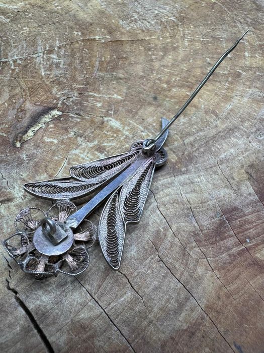 Stara broszka srebro kwiat ażurowe Stary wyrob