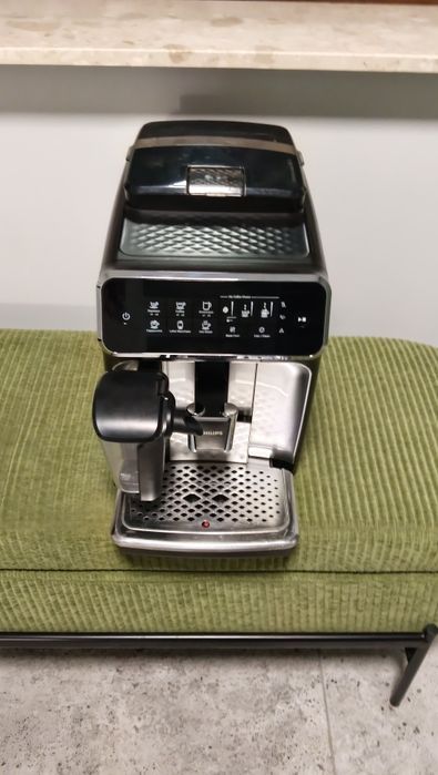 Ekspres do kawy Philips  LatteGo Seria 3200 Srebrny