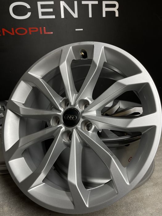 Диски R18 5x112 Et40 8J. Audi A3 A4 A6 A8 Q3 Q5. VW Passat Tiguan Cc