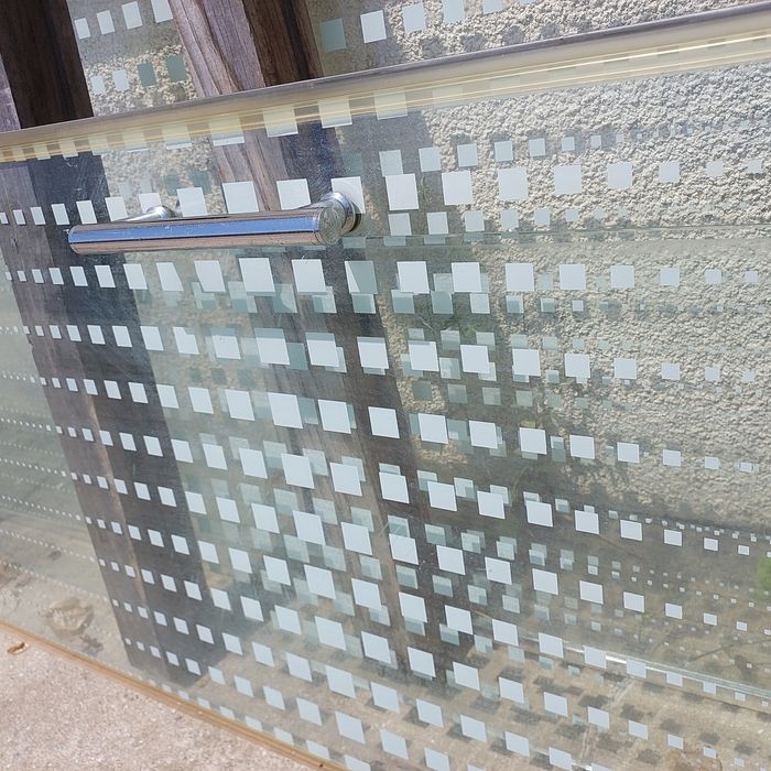 Polivan com porta deslizante