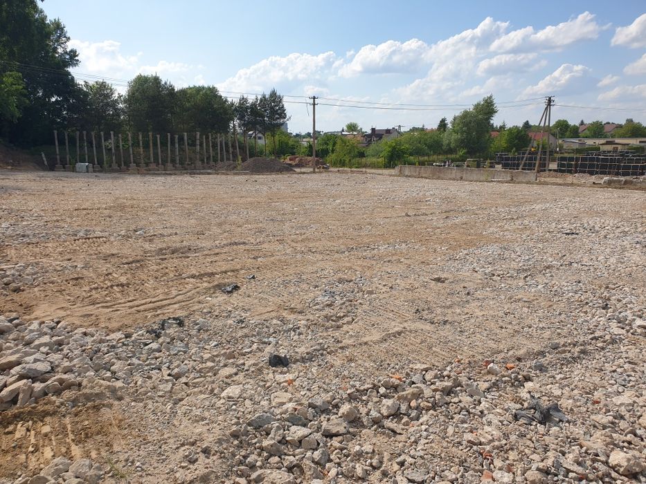 Wynajem plac działka nieruchomość biura zaplecze socjalne