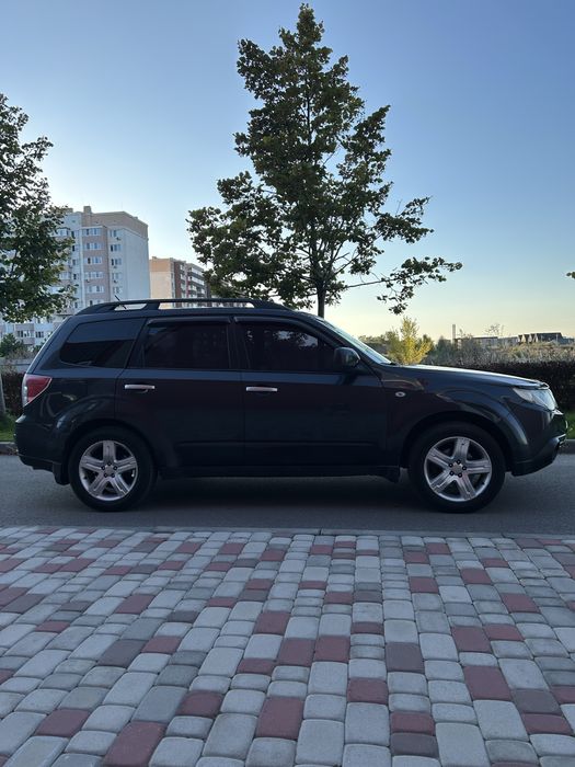 Продам Субару Форестер 2,5 автомат