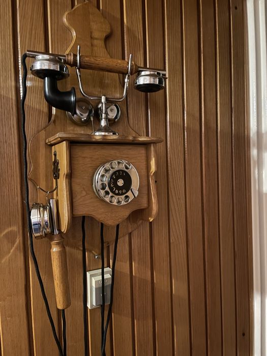 Telefon wiszący retro Baron