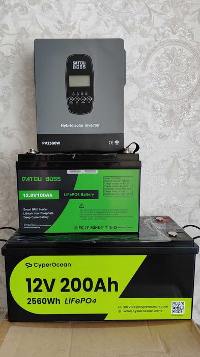 Комплект або окремо Гібридний інвертор Datouboss 12V/1800 Вт DT1218 + LiFePo4 АКБ 100/200Ah
