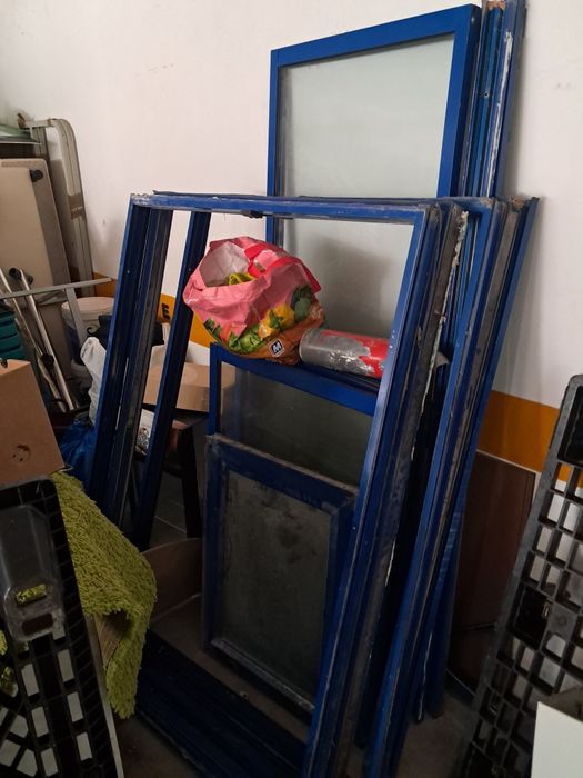 Vendo janelas de alumínio