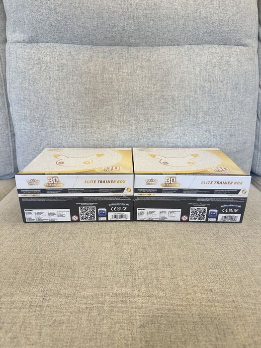 Pokémon 30th celebration Elite trainer box  x2