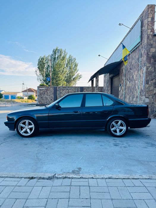 Продам BMW Е34 530i АКПП