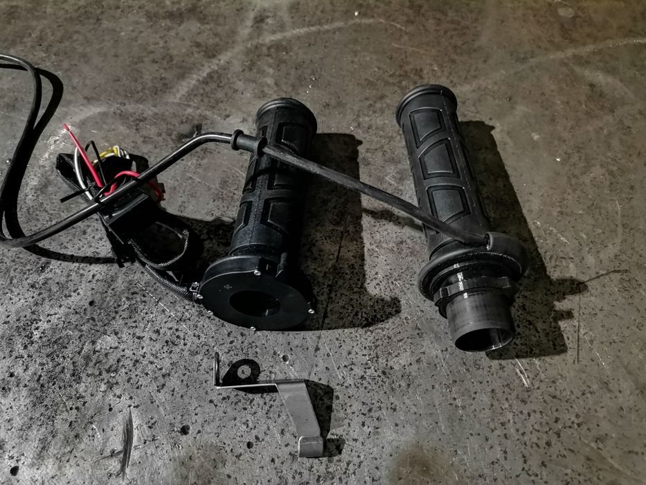 Мотоциклетні ручки з підігрівом  на surron, та інші електро