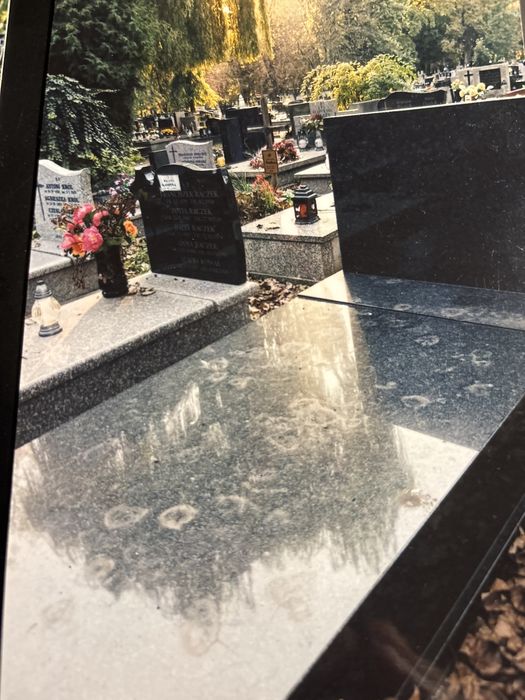 Grób - Odstąpię prawo do dysponowania miejscem na cmentarzu - Widok 2